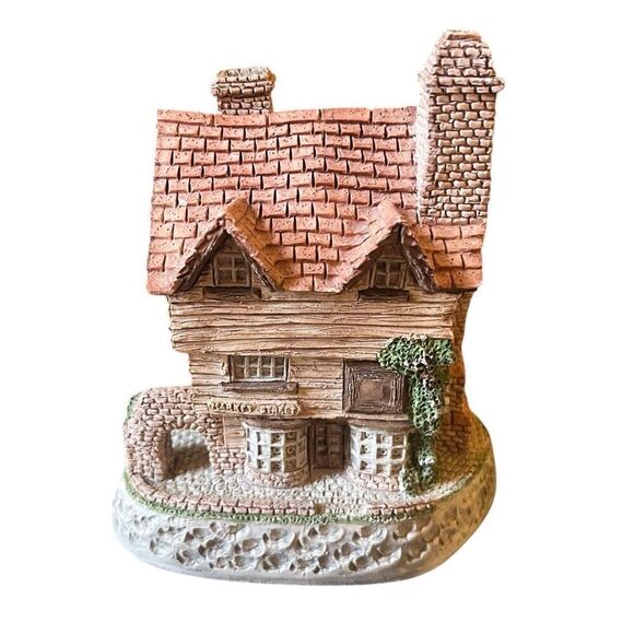 David Winter Wine Merchant Figure Preowned - Picture 1 of 6